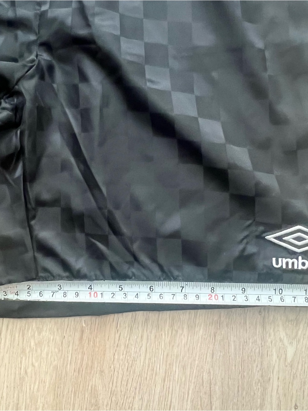 NWT Umbro Soccer Shorts Mens M Black Checkered Logo Athletic Shorts Y2K Vintage - Picture 11 of 11
